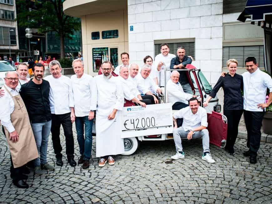 Voller Erfolg: Martin Fausters Charity-Event im Münchner Königshof spielte 42.000 Euro für soziale Einrichtungen ein. 