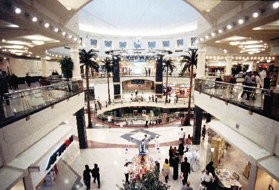 eine Shoppingmall in Dubai