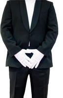 ein Kellneroutfit, die Person ist nicht erkennbar, weisse handschuhe werden getragen und die haende ueberkreuzt 