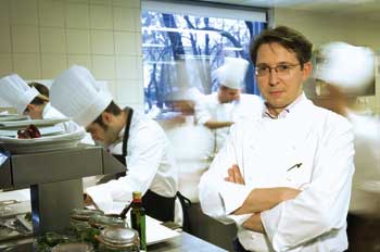 Heinz Reitbauer jun. in der Küche 