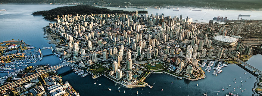 Zwischen den Bergen Kanadas und der Küste des Pazifischen Ozeans: In Vancouver werden Großstadtliebhaber genauso verwöhnt wie Naturfreaks 