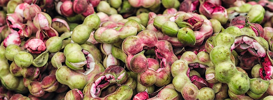 Tamarinden am Markt: Außergewöhnliches Obst und Gemüse prägt die philippinische Küche.